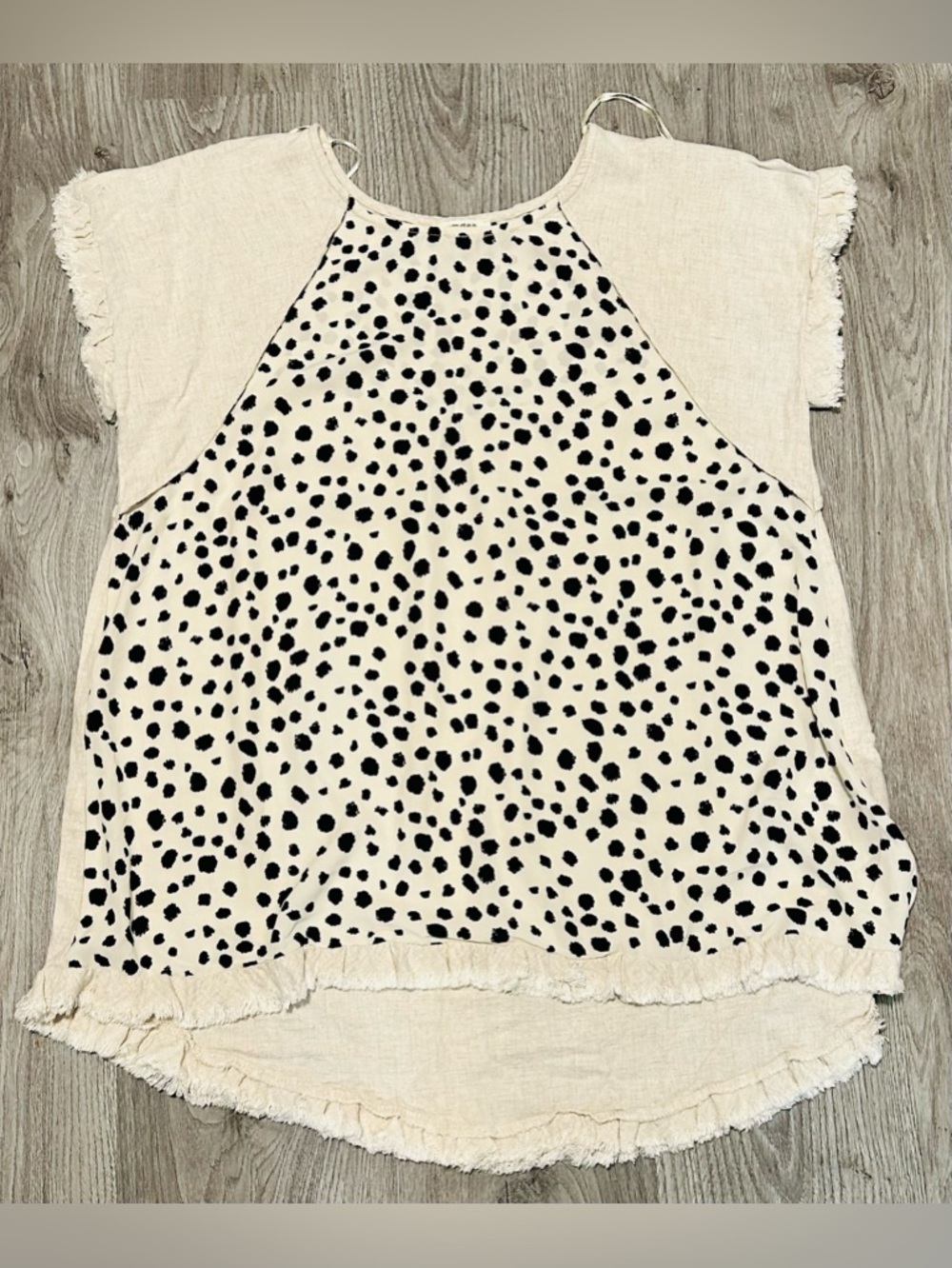 Umgee Linen and Cheetah Ruffled Hem Shirt Sz Oversized S can fit M